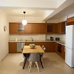 Ilos *